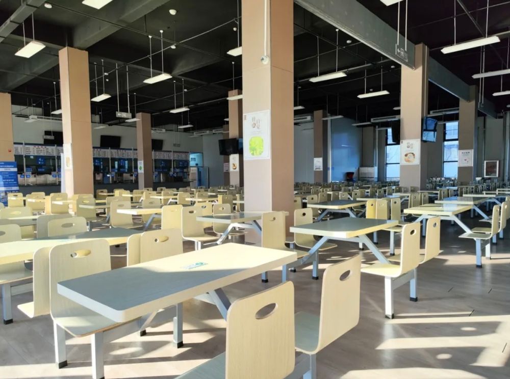 学生餐厅