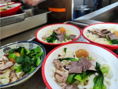 学生餐